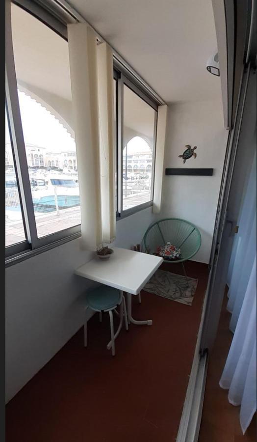 Port Cros Appartement Sète Exteriör bild