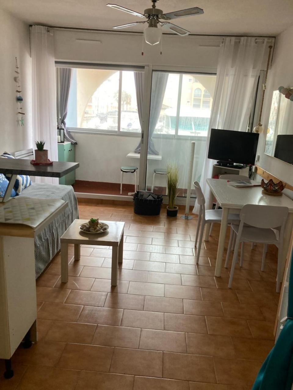 Port Cros Appartement Sète Exteriör bild